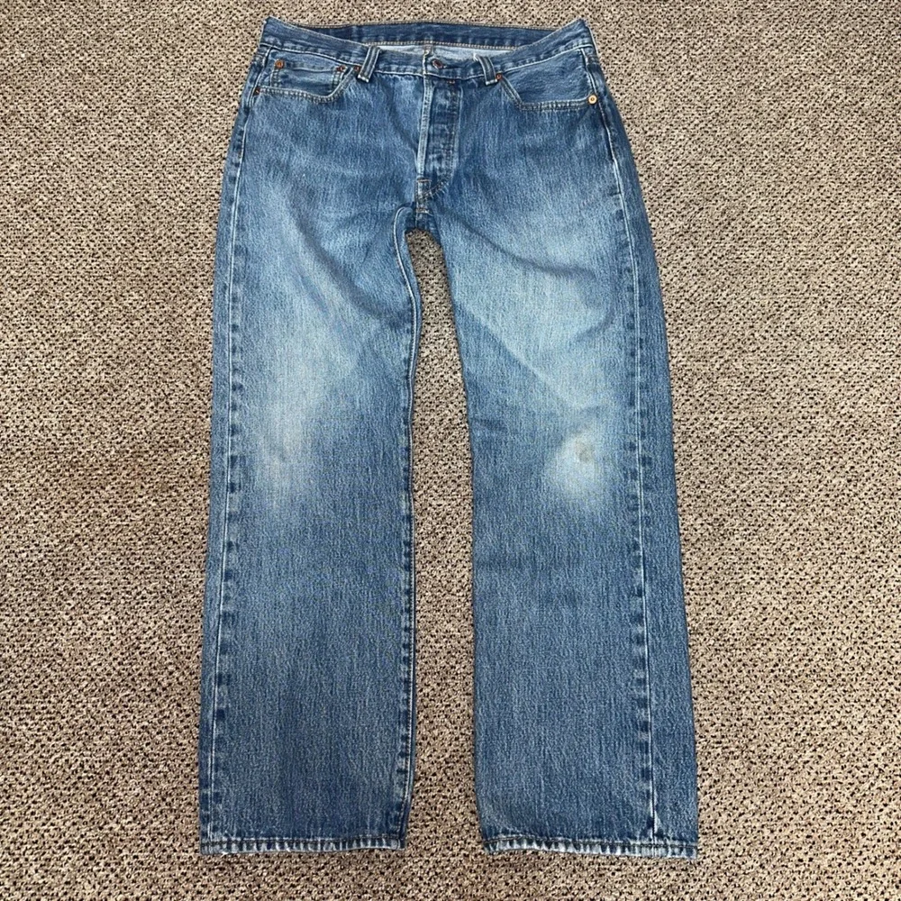 Levis 501 Original Fit Mens Blue Denim Straight Leg Button Fly Jeans W33 L29